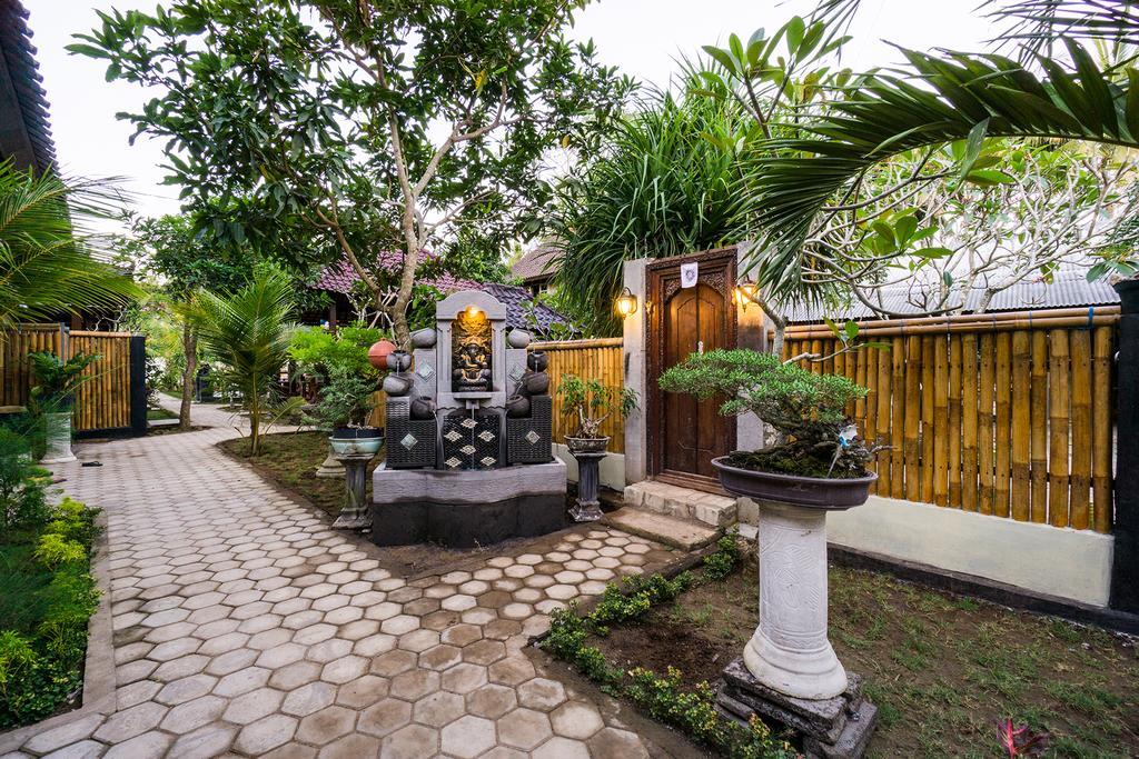 Lembongan D'Licks Villa ภายนอก รูปภาพ