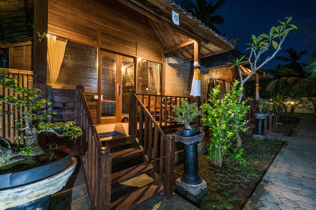 Lembongan D'Licks Villa ภายนอก รูปภาพ