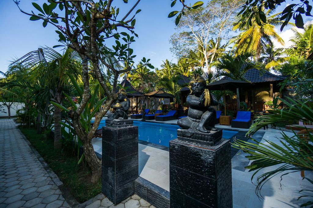 Lembongan D'Licks Villa ภายนอก รูปภาพ