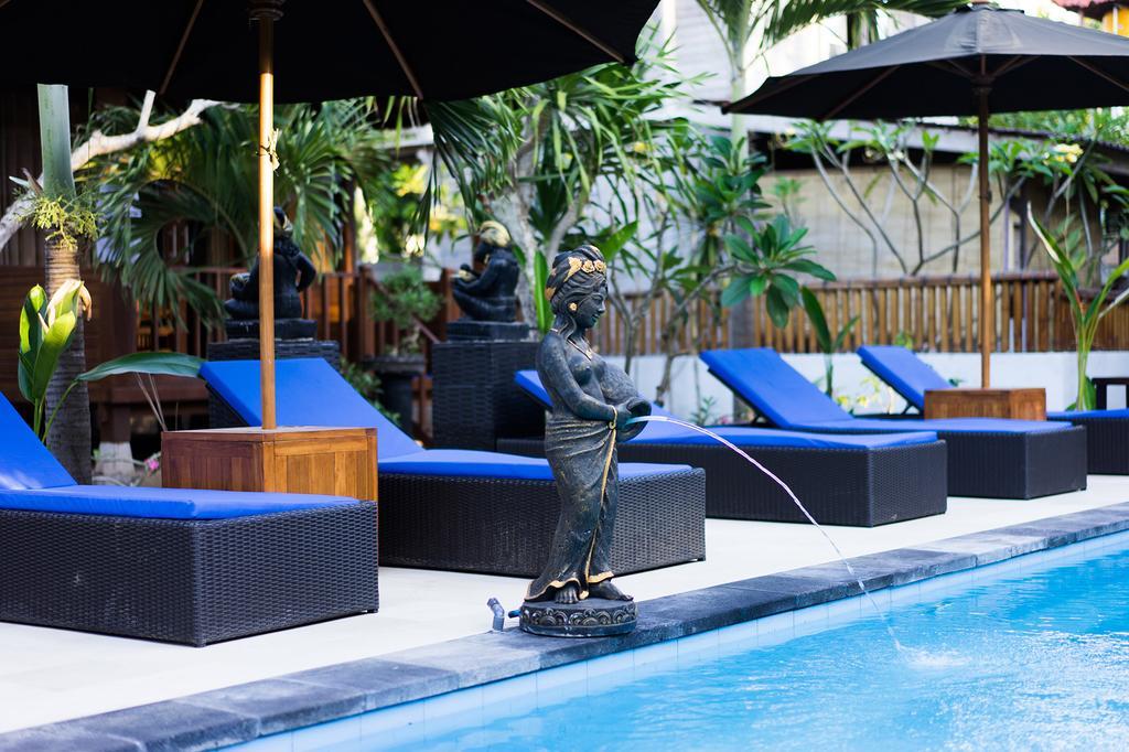 Lembongan D'Licks Villa ภายนอก รูปภาพ
