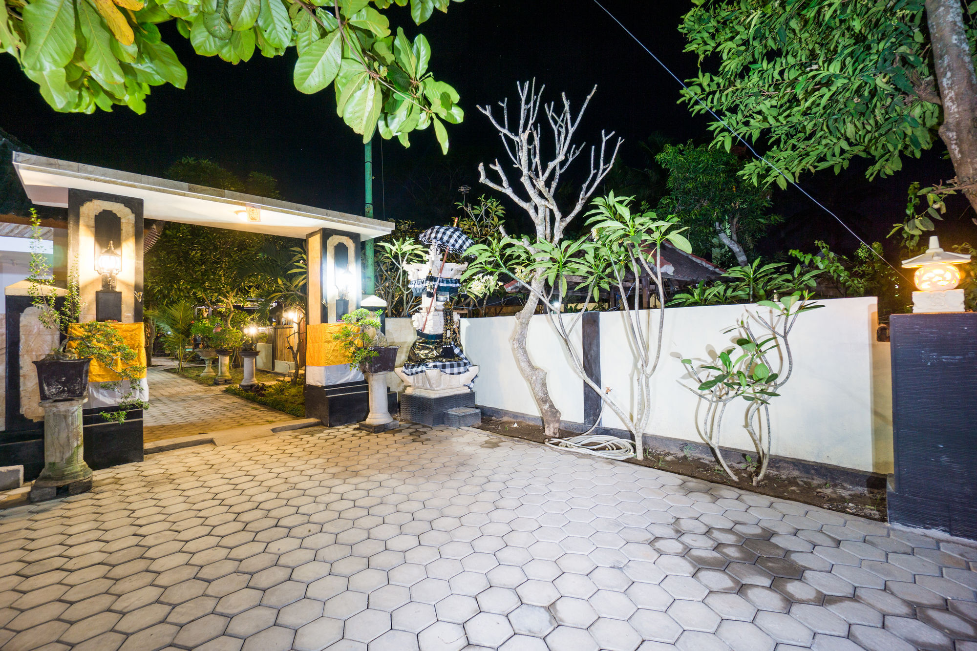 Lembongan D'Licks Villa ภายนอก รูปภาพ